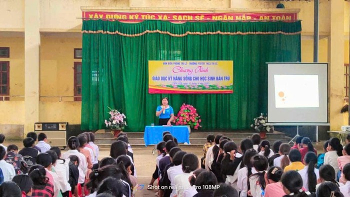 Giảm nghèo thông tin và hành trình thay đổi của phụ nữ miền biên viễn Tri Lễ- Ảnh 4. Giảm nghèo thông tin và hành trình thay đổi của phụ nữ miền biên viễn Tri Lễ- Ảnh 4.