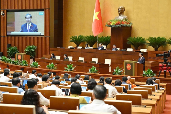 Đề xuất hỗ trợ học phí trường tư bằng cách chi trả trực tiếp cho người học- Ảnh 1. Đề xuất hỗ trợ học phí trường tư bằng cách chi trả trực tiếp cho người học- Ảnh 1.