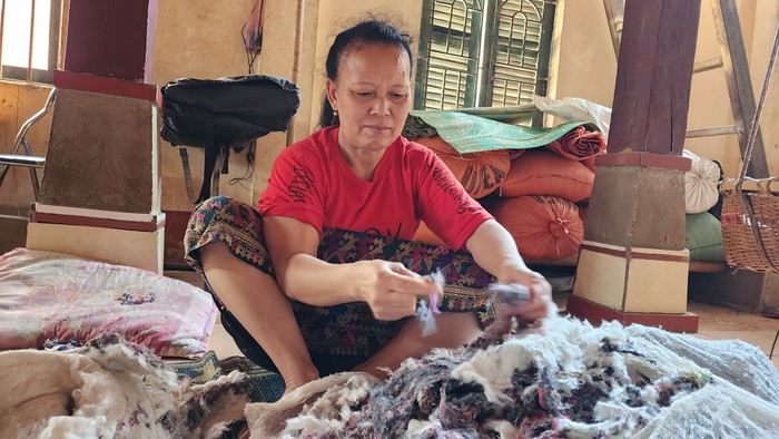 Lớp học xóa mù chữ giúp đồng bào vùng cao cải thiện kinh tế gia đình- Ảnh 3. Lớp học xóa mù chữ giúp đồng bào vùng cao cải thiện kinh tế gia đình- Ảnh 3.