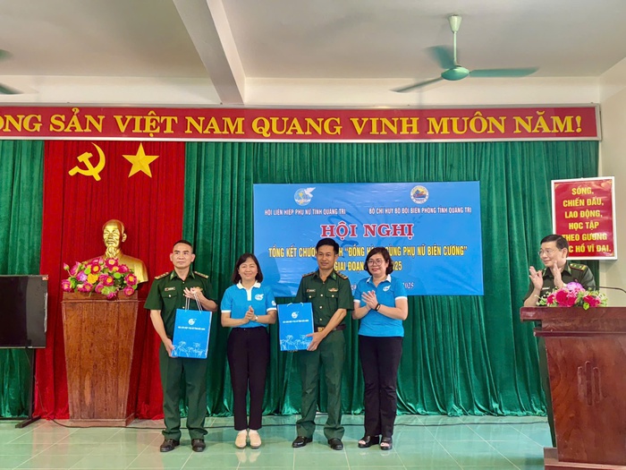 Hội LHPN Bắc Ninh trao tặng 15 công trình vệ sinh cho phụ nữ Quảng Trị- Ảnh 2. Hội LHPN Bắc Ninh trao tặng 15 công trình vệ sinh cho phụ nữ Quảng Trị- Ảnh 2.