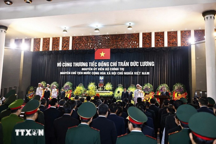 Cử hành trọng thể Lễ truy điệu nguyên Chủ tịch nước Trần Đức Lương- Ảnh 4. Cử hành trọng thể Lễ truy điệu nguyên Chủ tịch nước Trần Đức Lương- Ảnh 4.