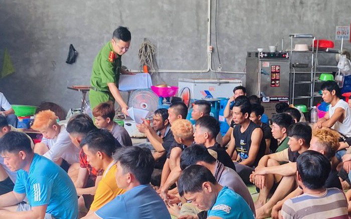 Tháng hành động phòng, chống ma túy 2025: "Chung một quyết tâm - Vì cộng đồng không ma túy"- Ảnh 2. Tháng hành động phòng, chống ma túy 2025: "Chung một quyết tâm - Vì cộng đồng không ma túy"- Ảnh 2.