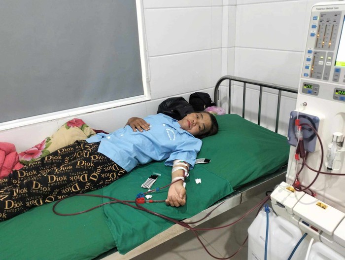 Mẹ suy thận giai đoạn cuối cầu xin sự sống cho con gái nguy kịch vì tai nạn giao thông- Ảnh 3.