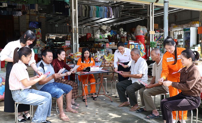 Đẩy mạnh thanh toán tiền điện không dùng tiền mặt- Ảnh 1. Đẩy mạnh thanh toán tiền điện không dùng tiền mặt- Ảnh 1.