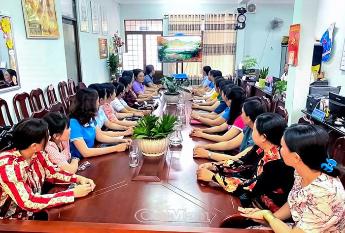 Gieo cái đẹp, giữ niềm tin cho hội viên phụ nữ trên mặt trận tư tưởng số- Ảnh 3. Gieo cái đẹp, giữ niềm tin cho hội viên phụ nữ trên mặt trận tư tưởng số- Ảnh 3.