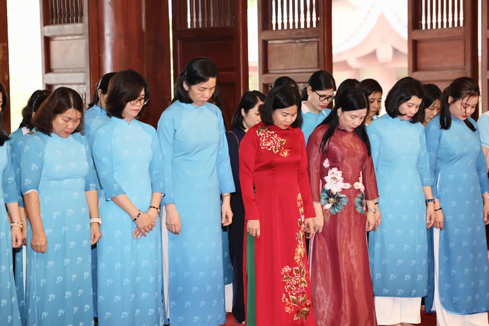 Hội LHPN Việt Nam hưởng ứng Tháng hành động vì môi trường năm 2025 và Ngày Môi trường thế giới 5/6- Ảnh 15. Hội LHPN Việt Nam hưởng ứng Tháng hành động vì môi trường năm 2025 và Ngày Môi trường thế giới 5/6- Ảnh 15.