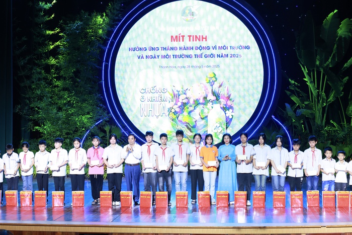Hội LHPN Việt Nam hưởng ứng Tháng hành động vì môi trường năm 2025 và Ngày Môi trường thế giới 5/6- Ảnh 7. Hội LHPN Việt Nam hưởng ứng Tháng hành động vì môi trường năm 2025 và Ngày Môi trường thế giới 5/6- Ảnh 7.