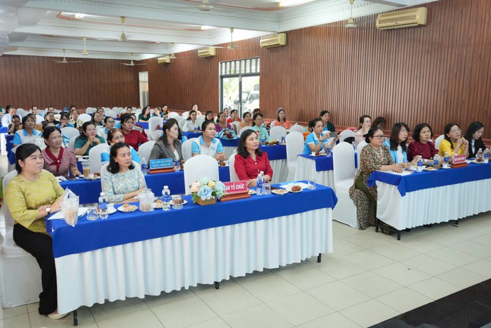 Long An: Chung kết cuộc thi "Phụ nữ sáng tạo - khởi nghiệp" 2025 - Ảnh 1. Long An: Chung kết cuộc thi "Phụ nữ sáng tạo - khởi nghiệp" 2025 - Ảnh 1.