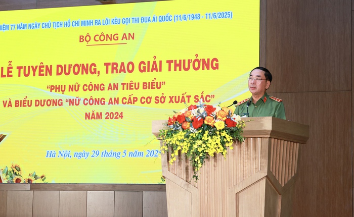 Biểu dương 20 "Phụ nữ Công an tiêu biểu" và 62 "Nữ Công an cơ sở xuất sắc" - Ảnh 2.