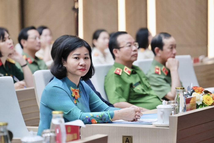 Biểu dương 20 tập thể, 80 cá nhân xuất sắc trong Phong trào thi đua của Phụ nữ Công an nhân dân- Ảnh 1. Biểu dương 20 tập thể, 80 cá nhân xuất sắc trong Phong trào thi đua của Phụ nữ Công an nhân dân- Ảnh 1.