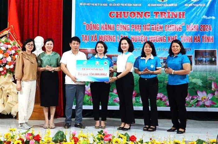 Chăm lo cho phụ nữ và trẻ em nghèo vùng biên: "Mệnh lệnh từ trái tim"- Ảnh 3. Chăm lo cho phụ nữ và trẻ em nghèo vùng biên: "Mệnh lệnh từ trái tim"- Ảnh 3.