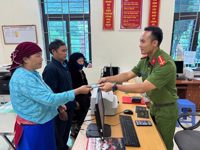 Mô hình "Truyền thanh số An ninh trật tự" đưa kiến thức pháp luật đến người dân - Ảnh 1. Mô hình "Truyền thanh số An ninh trật tự" đưa kiến thức pháp luật đến người dân - Ảnh 1.