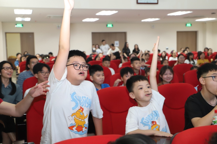 Tuyên dương thành tích học tập của con cán bộ Cơ quan TƯ Hội LHPN Việt Nam- Ảnh 4. Tuyên dương thành tích học tập của con cán bộ Cơ quan TƯ Hội LHPN Việt Nam- Ảnh 4.