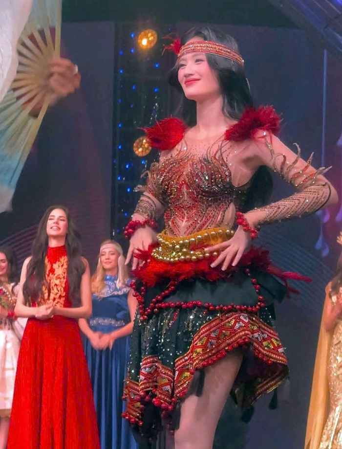 Ý Nhi vào Top 40 Miss World 2025- Ảnh 4. Ý Nhi vào Top 40 Miss World 2025- Ảnh 4.