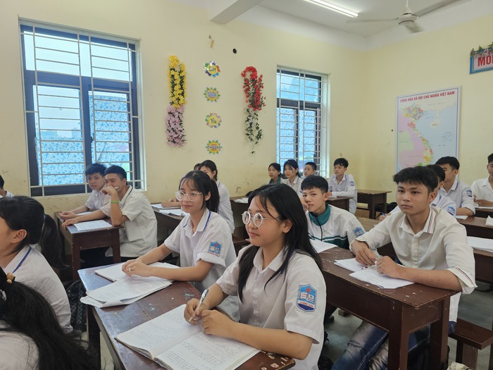 "Chúng tôi không dạy để kiểm soát, mà dạy để các em hiểu"- Ảnh 2. "Chúng tôi không dạy để kiểm soát, mà dạy để các em hiểu"- Ảnh 2.