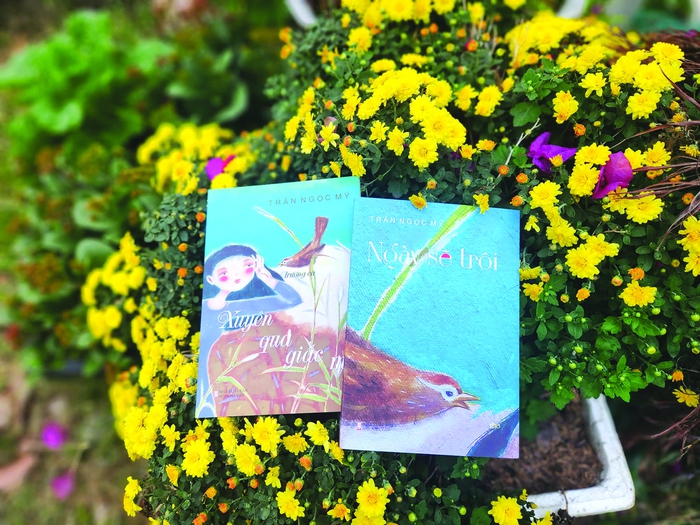 Nhà thơ Trần Ngọc Mỹ: “Thơ làm cho thế giới nội tâm của tôi đủ đầy hơn”- Ảnh 1. Nhà thơ Trần Ngọc Mỹ: “Thơ làm cho thế giới nội tâm của tôi đủ đầy hơn”- Ảnh 1.