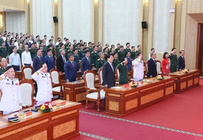 Hải quân Nhân dân Việt Nam đón nhận Huân chương Hồ Chí Minh- Ảnh 3. Hải quân Nhân dân Việt Nam đón nhận Huân chương Hồ Chí Minh- Ảnh 3.