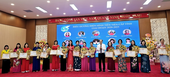 Phú Thọ: Biểu dương 45 gương điển hình tiên tiến giai đoạn 2020-2025- Ảnh 3. Phú Thọ: Biểu dương 45 gương điển hình tiên tiến giai đoạn 2020-2025- Ảnh 3.