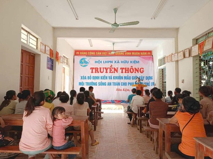 Thiết lập điểm hỗ trợ đồng bào DTTS ứng dụng công nghệ thông tin ở Nghệ An- Ảnh 2. Thiết lập điểm hỗ trợ đồng bào DTTS ứng dụng công nghệ thông tin ở Nghệ An- Ảnh 2.