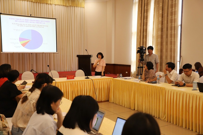 Kinh nghiệm của một số quốc gia trong tăng thuế thuốc lá để giảm số người hút thuốc- Ảnh 1. Kinh nghiệm của một số quốc gia trong tăng thuế thuốc lá để giảm số người hút thuốc- Ảnh 1.