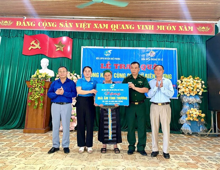 Đồng hành và tiếp sức cho phụ nữ dân tộc thiểu số vươn lên- Ảnh 4. Đồng hành và tiếp sức cho phụ nữ dân tộc thiểu số vươn lên- Ảnh 4.