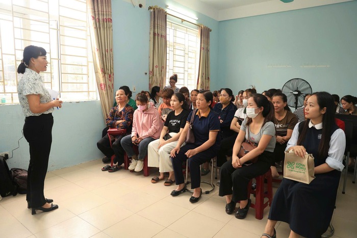 Phụ nữ Vĩnh Phúc không còn "đi một mình" trên hành trình phát triển kinh tế- Ảnh 2. Phụ nữ Vĩnh Phúc không còn "đi một mình" trên hành trình phát triển kinh tế- Ảnh 2.