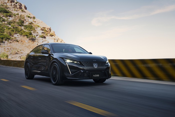 Sở hữu xe Peugeot giá từ 808 triệu đồng cùng quà tặng hấp dẫn- Ảnh 3. Sở hữu xe Peugeot giá từ 808 triệu đồng cùng quà tặng hấp dẫn- Ảnh 3.