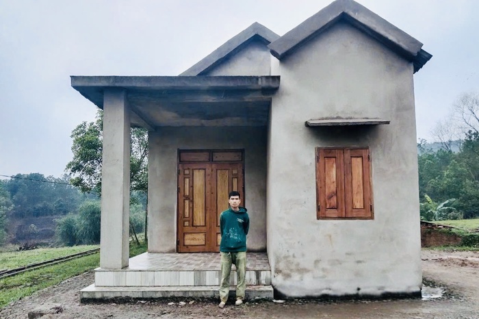 Phụ nữ Tà Long góp sức xóa nhà tạm, giúp người dân dựng xây cuộc sống mới- Ảnh 1. Phụ nữ Tà Long góp sức xóa nhà tạm, giúp người dân dựng xây cuộc sống mới- Ảnh 1.