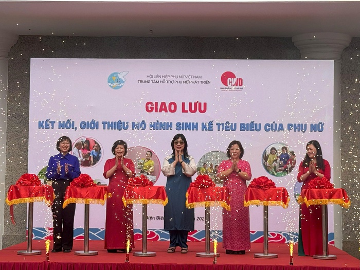 Giao lưu kết nối sinh kế: Động lực thúc đẩy phát triển kinh tế cho phụ nữ dân tộc thiểu số tại Điện Biên- Ảnh 1. Giao lưu kết nối sinh kế: Động lực thúc đẩy phát triển kinh tế cho phụ nữ dân tộc thiểu số tại Điện Biên- Ảnh 1.