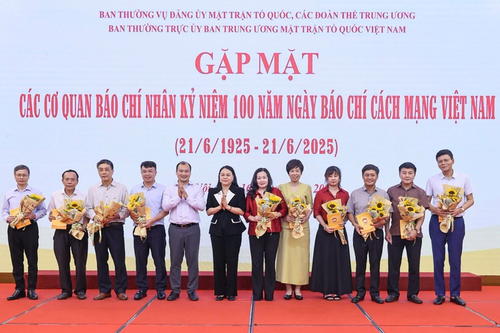 Mỗi cơ quan báo chí cùng góp phần để tiếng nói của Mặt trận và Nhân dân đến gần hơn với công chúng- Ảnh 3. Mỗi cơ quan báo chí cùng góp phần để tiếng nói của Mặt trận và Nhân dân đến gần hơn với công chúng- Ảnh 3.
