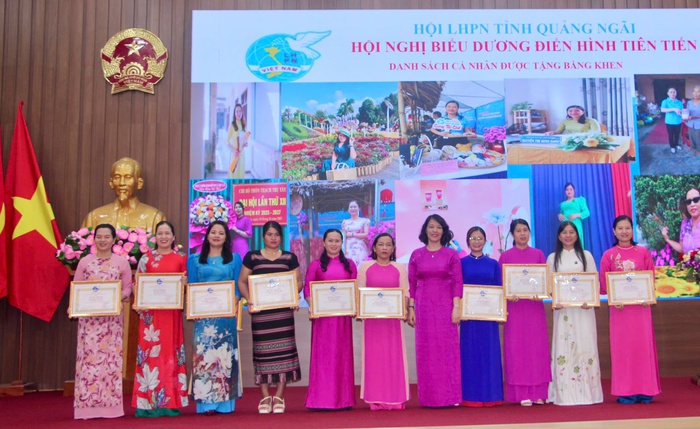 Quảng Ngãi: Chương trình “Mẹ đỡ đầu” hỗ trợ 812 trẻ mồ côi- Ảnh 2. Quảng Ngãi: Chương trình “Mẹ đỡ đầu” hỗ trợ 812 trẻ mồ côi- Ảnh 2.