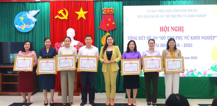 Ninh Thuận: Hỗ trợ hơn 1.500 phụ nữ khởi sự kinh doanh và khởi nghiệp- Ảnh 2. Ninh Thuận: Hỗ trợ hơn 1.500 phụ nữ khởi sự kinh doanh và khởi nghiệp- Ảnh 2.