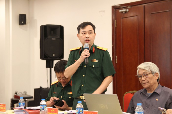 "Nữ sinh thi vào trường quân sự phải cân nhắc thật kỹ"- Ảnh 1. "Nữ sinh thi vào trường quân sự phải cân nhắc thật kỹ"- Ảnh 1.