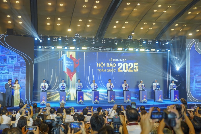 Khai mạc Hội Báo toàn quốc 2025: Khát vọng vươn xa của Báo chí Cách mạng Việt Nam trong kỷ nguyên mới - Ảnh 1. Khai mạc Hội Báo toàn quốc 2025: Khát vọng vươn xa của Báo chí Cách mạng Việt Nam trong kỷ nguyên mới - Ảnh 1.