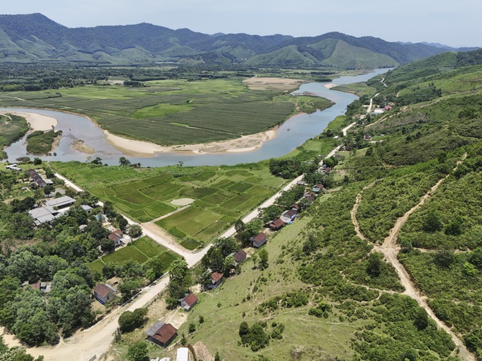 Ánh sáng thông tin trong hành trình thay đổi của phụ nữ dân tộc Chứt- Ảnh 1. Ánh sáng thông tin trong hành trình thay đổi của phụ nữ dân tộc Chứt- Ảnh 1.