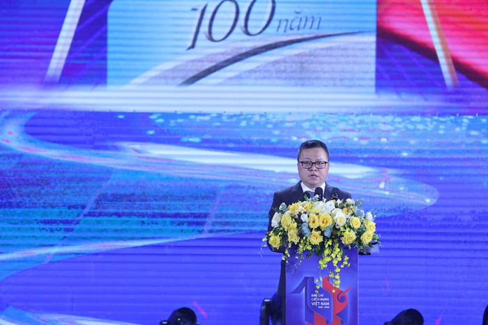 Trao Giải Báo chí Quốc gia lần thứ 19: Tôn vinh các tác giả, tác phẩm "Thép trong bút - Lửa trong tim"- Ảnh 5.