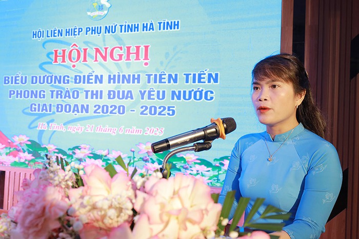 Hội LHPN Hà Tĩnh tuyên dương 95 điển hình thi đua yêu nước- Ảnh 2. Hội LHPN Hà Tĩnh tuyên dương 95 điển hình thi đua yêu nước- Ảnh 2.