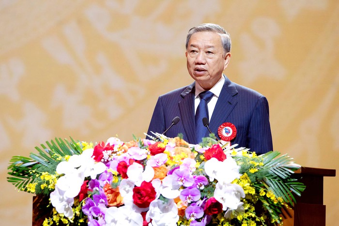 Tổng Bí thư Tô Lâm: Báo chí phải kiến tạo niềm tin, cổ vũ khát vọng phát triển trong kỷ nguyên mới- Ảnh 1. Tổng Bí thư Tô Lâm: Báo chí phải kiến tạo niềm tin, cổ vũ khát vọng phát triển trong kỷ nguyên mới- Ảnh 1.