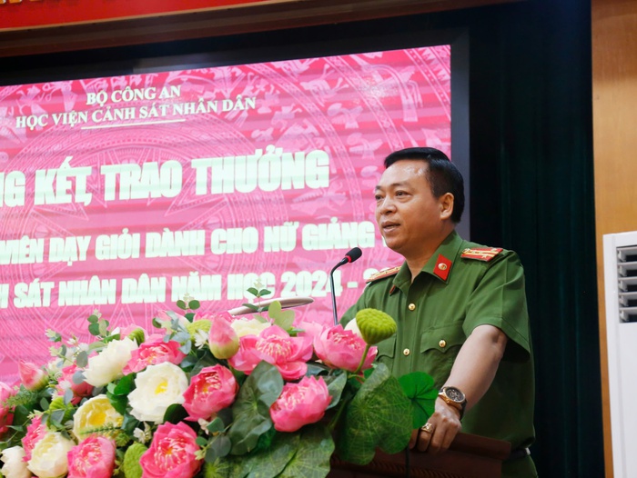 24 hội viên phụ nữ Học viện Cảnh sát Nhân dân đạt giải Giảng viên dạy giỏi năm học 2024 - 2025- Ảnh 1. 24 hội viên phụ nữ Học viện Cảnh sát Nhân dân đạt giải Giảng viên dạy giỏi năm học 2024 - 2025- Ảnh 1.