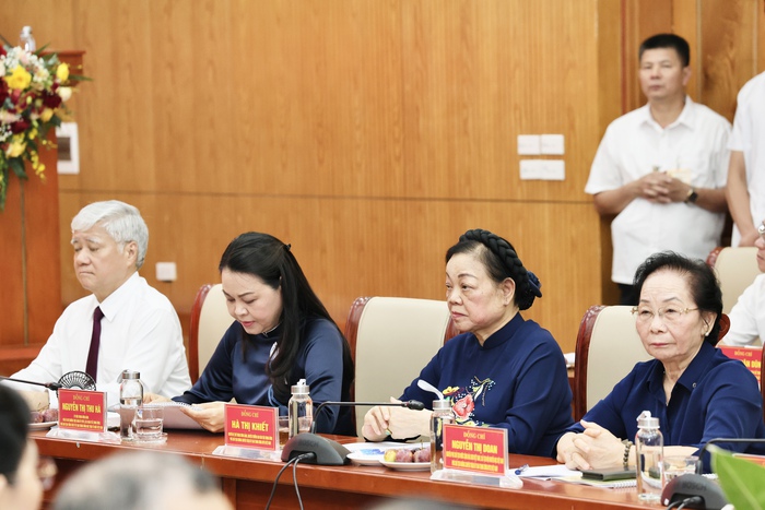 Tổng Bí thư Tô Lâm: Mặt trận Tổ quốc Việt Nam và các tổ chức chính trị xã hội phải thực sự gần dân, sát dân, nắm chắc tâm tư, nguyện vọng của nhân dân- Ảnh 2. Tổng Bí thư Tô Lâm: Mặt trận Tổ quốc Việt Nam và các tổ chức chính trị xã hội phải thực sự gần dân, sát dân, nắm chắc tâm tư, nguyện vọng của nhân dân- Ảnh 2.