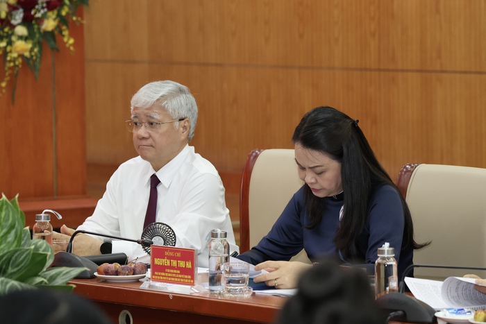 Tổng Bí thư Tô Lâm trao Quyết định thành lập Cơ quan Ủy ban Trung ương Mặt trận Tổ quốc Việt Nam- Ảnh 3. Tổng Bí thư Tô Lâm trao Quyết định thành lập Cơ quan Ủy ban Trung ương Mặt trận Tổ quốc Việt Nam- Ảnh 3.