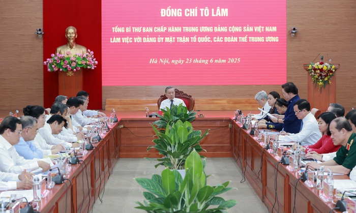 Cần có cách xử lý quyết liệt nhưng đảm bảo linh hoạt, khoa học với vấn đề hàng giả, hàng nhái- Ảnh 1.