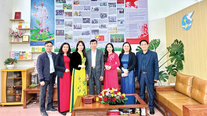 Đà Lạt - Lâm Đồng: Phụ nữ sáng tạo trong học tập phong cách Hồ Chí Minh- Ảnh 1. Đà Lạt - Lâm Đồng: Phụ nữ sáng tạo trong học tập phong cách Hồ Chí Minh- Ảnh 1.