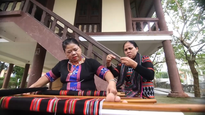 Những người phụ nữ Tà Ôi giữ hồn dân tộc giữa đại ngàn - Ảnh 7. Những người phụ nữ Tà Ôi giữ hồn dân tộc giữa đại ngàn - Ảnh 7.
