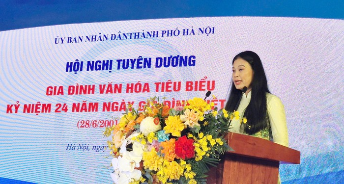 Hà Nội: Tuyên dương 80 gia đình văn hoá tiêu biểu - Ảnh 1. Hà Nội: Tuyên dương 80 gia đình văn hoá tiêu biểu - Ảnh 1.