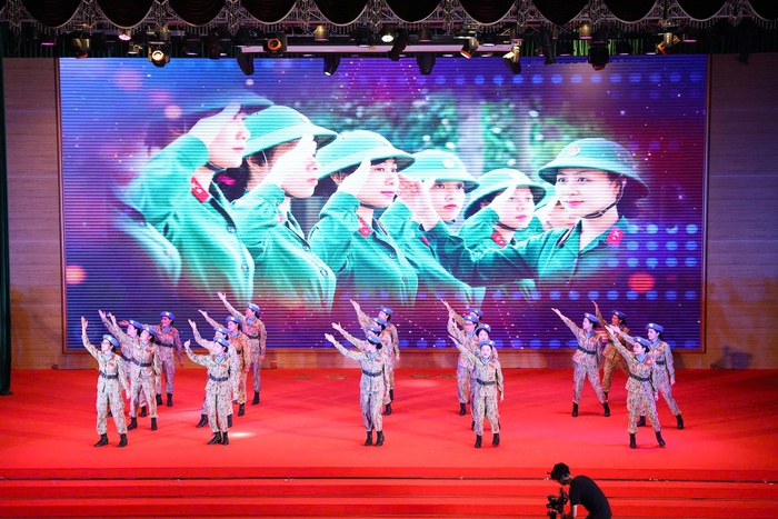 Nét đẹp riêng của phụ nữ Quân khu 3 trong Liên hoan Thể dục thể thao Phụ nữ Quân đội- Ảnh 1. Nét đẹp riêng của phụ nữ Quân khu 3 trong Liên hoan Thể dục thể thao Phụ nữ Quân đội- Ảnh 1.