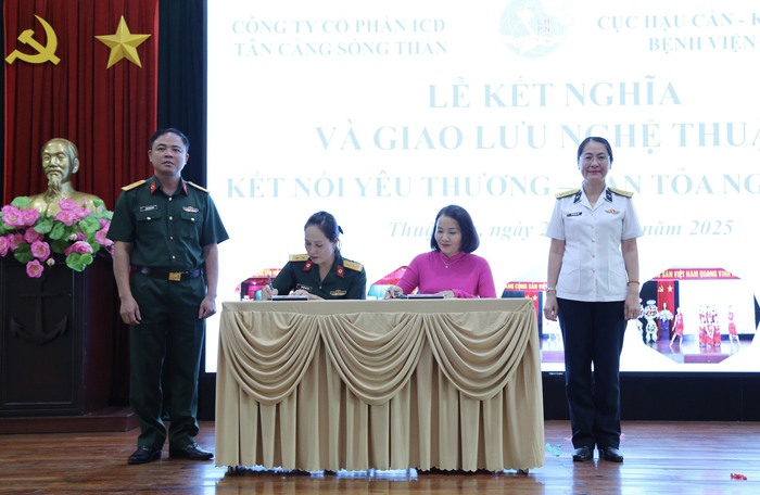 Phụ nữ ICD Tân Cảng Sóng Thần và Phụ nữ Bệnh viện Quân y 4 ký kết phối hợp lan tỏa hoạt động Hội - Ảnh 1. Phụ nữ ICD Tân Cảng Sóng Thần và Phụ nữ Bệnh viện Quân y 4 ký kết phối hợp lan tỏa hoạt động Hội - Ảnh 1.