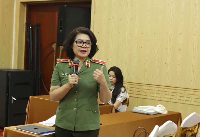 Thảo luận tại Tổ: Đại biểu đặc biệt quan tâm đến Phong trào “Bình dân học vụ số”- Ảnh 2. Thảo luận tại Tổ: Đại biểu đặc biệt quan tâm đến Phong trào “Bình dân học vụ số”- Ảnh 2.