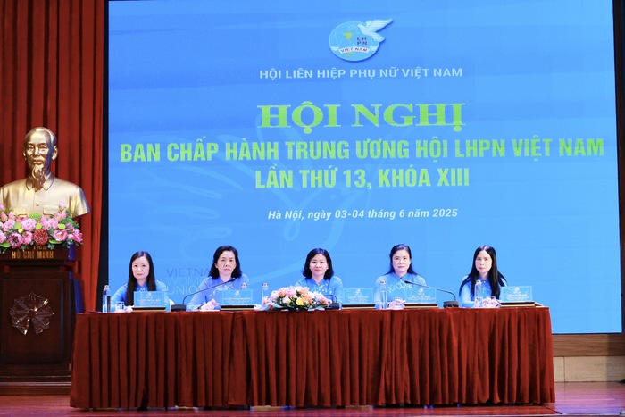 Chủ tịch Hội LHPN Việt Nam nêu 6 điểm nổi bật công tác Hội 6 tháng đầu năm 2025- Ảnh 1.