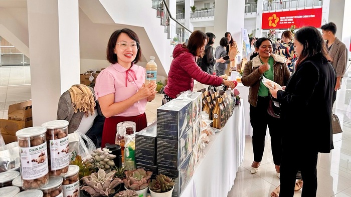 Lâm Đồng chú trọng giảm nghèo đa chiều bền vững- Ảnh 2. Lâm Đồng chú trọng giảm nghèo đa chiều bền vững- Ảnh 2.